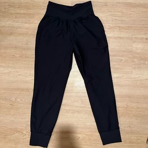 Old Navy Active Joggers Size M. Worn once.